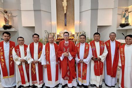 Rogationist formators with the Redemptorist and PACEM formators whose candidates study Philosophy at the Rogationist Seminary in Cebu. 