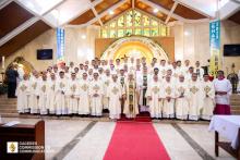 Il clero della diocesi di Daet.
