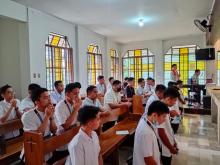  Seminarians in Cebu. 