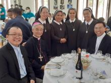 With Bishop Dominic of Dalat: Fr. Joseph Nguyen, Representative of the Congregation in Vietnam, the FDZ sisters in Vietnam, Fr Peter Dong, Superior of the Community in Dalat (Rogate House)