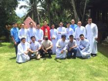 Alcuni religiosi studenti rogazionisti vietnamiti che sono nelle filippine per la loro formazione.